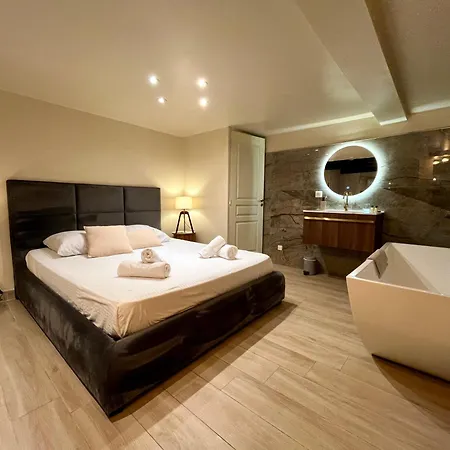 Appartement Beau F2 Centre *